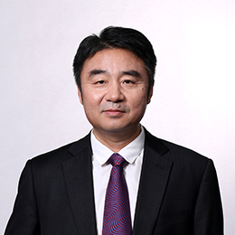 石宏伟.jpg